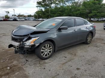  Salvage Nissan Altima