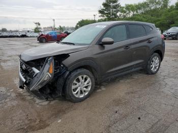  Salvage Hyundai TUCSON