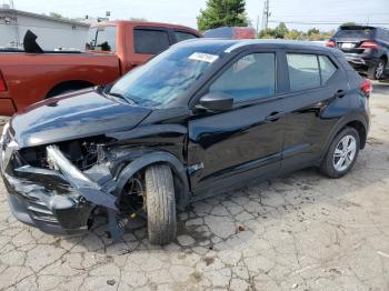  Salvage Nissan Kicks