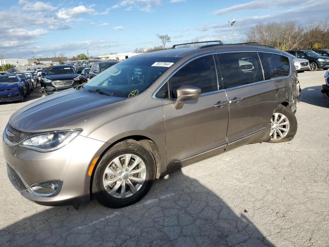  Salvage Chrysler Pacifica