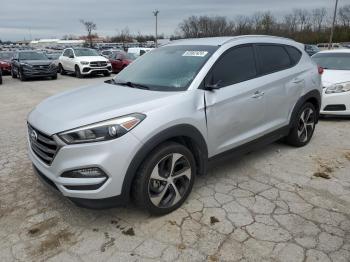  Salvage Hyundai TUCSON