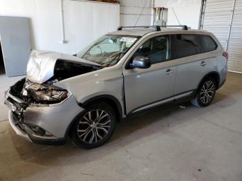  Salvage Mitsubishi Outlander