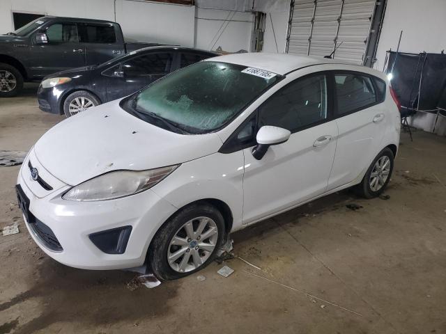  Salvage Ford Fiesta