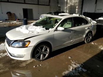  Salvage Volkswagen Passat