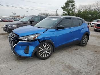  Salvage Nissan Kicks