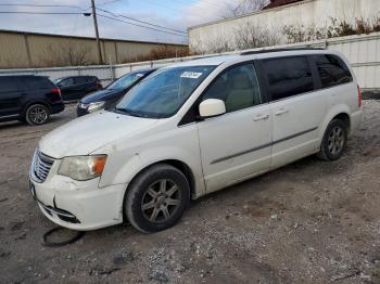  Salvage Chrysler Minivan