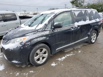  Salvage Toyota Sienna