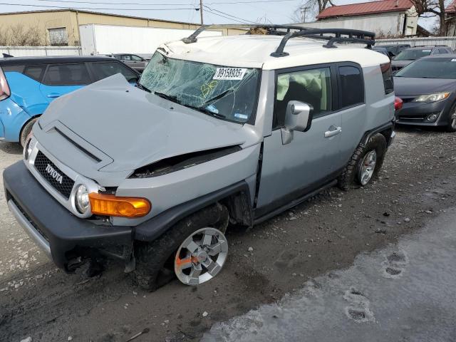  Salvage Toyota FJ Cruiser