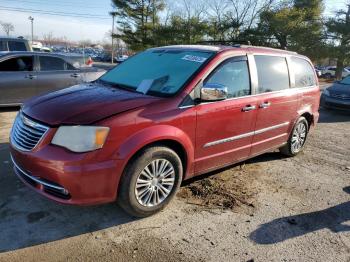  Salvage Chrysler Minivan