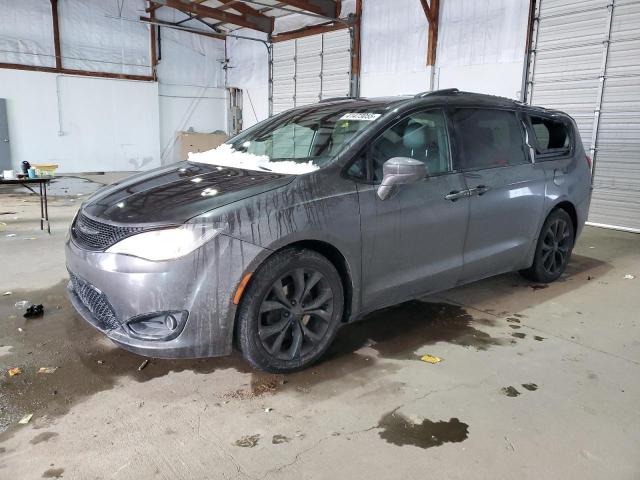  Salvage Chrysler Pacifica