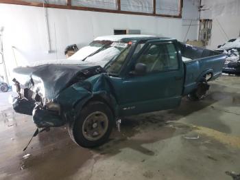  Salvage Chevrolet S-10