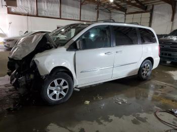  Salvage Chrysler Minivan