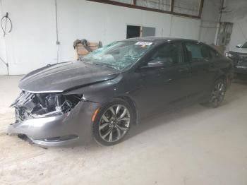  Salvage Chrysler 200