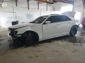  Salvage Chrysler 300