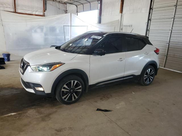  Salvage Nissan Kicks