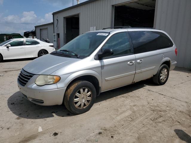  Salvage Chrysler Minivan