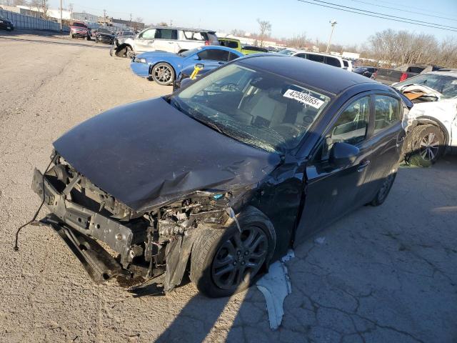  Salvage Toyota Yaris