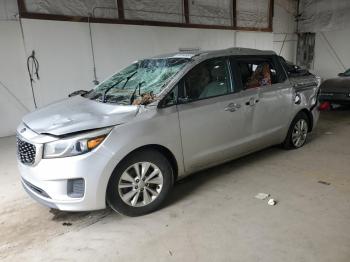  Salvage Kia Sedona