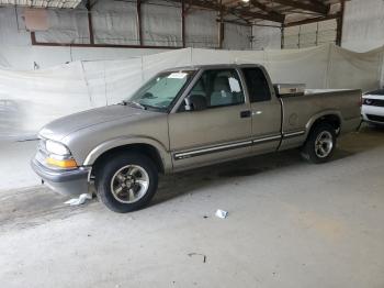  Salvage Chevrolet S-10
