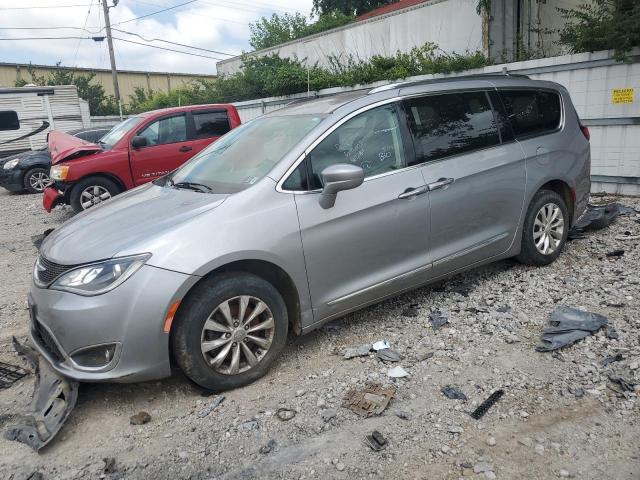  Salvage Chrysler Pacifica