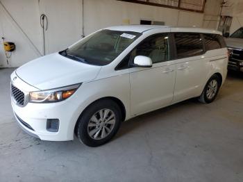  Salvage Kia Sedona