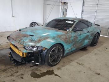  Salvage Ford Mustang
