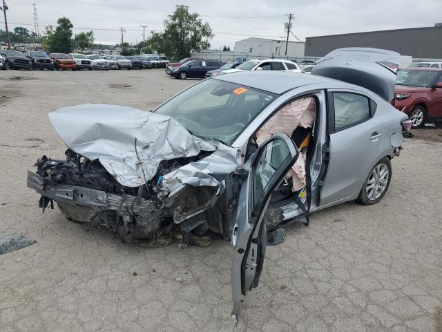  Salvage Toyota Yaris