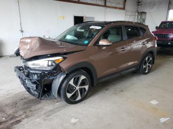  Salvage Hyundai TUCSON