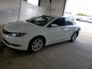  Salvage Chrysler 200