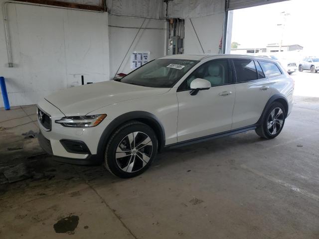  Salvage Volvo V60