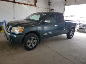  Salvage Nissan Titan