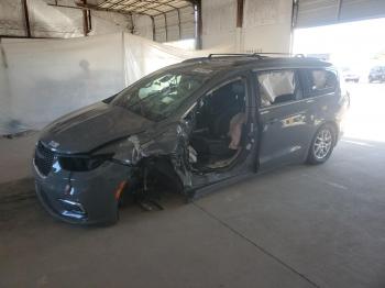  Salvage Chrysler Pacifica