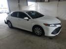 Toyota Camry Le Image 2