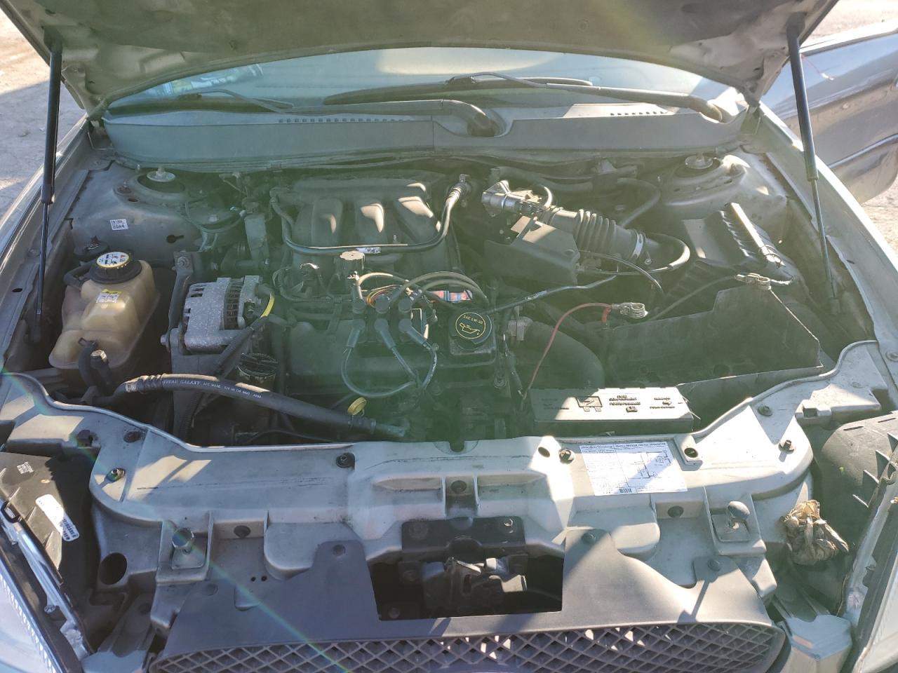 Ford Taurus Se Image 11