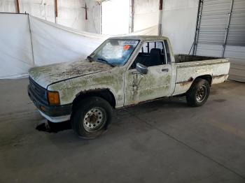  Salvage Toyota Pickup