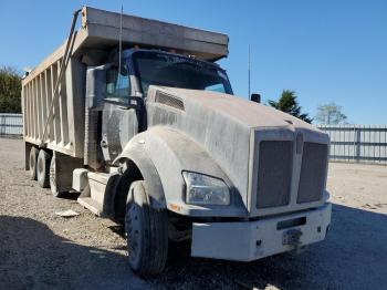  Salvage Kenworth T880