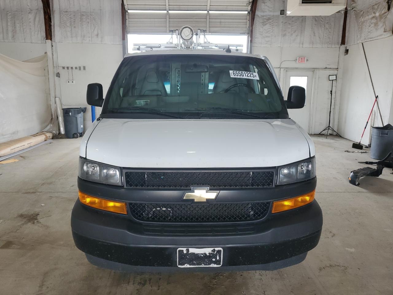 Chevrolet Express Image 7