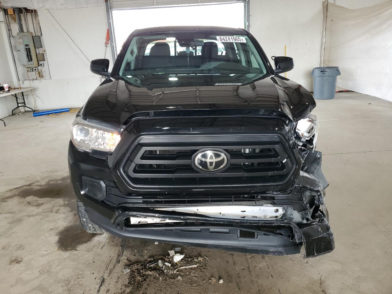 Toyota Tacoma Double Cab Image 8