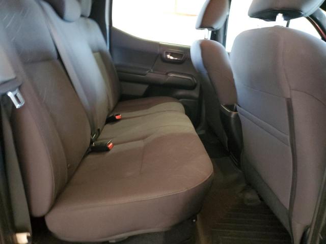 Toyota Tacoma Double Cab Image 8