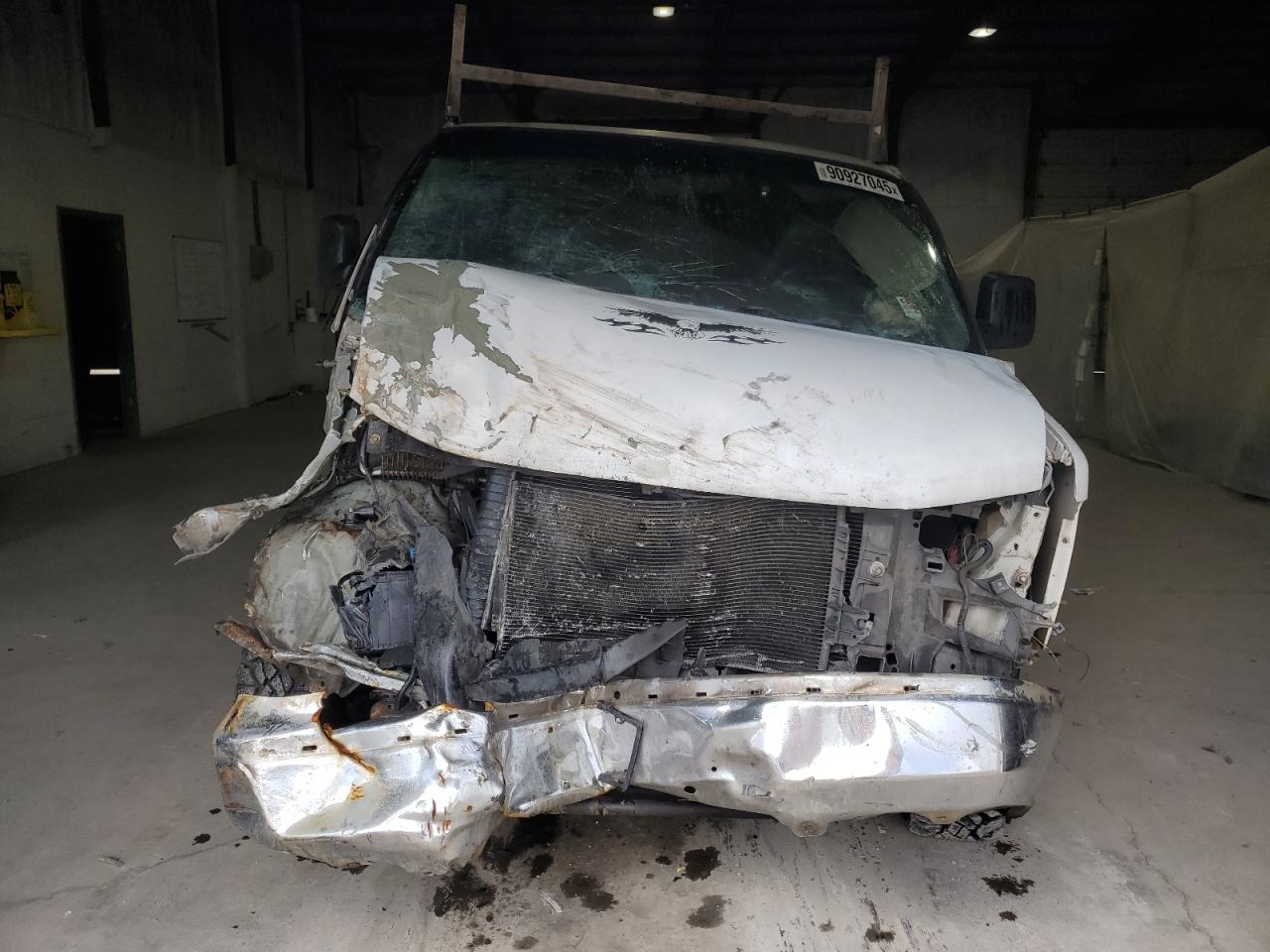 Chevrolet Express Image 4