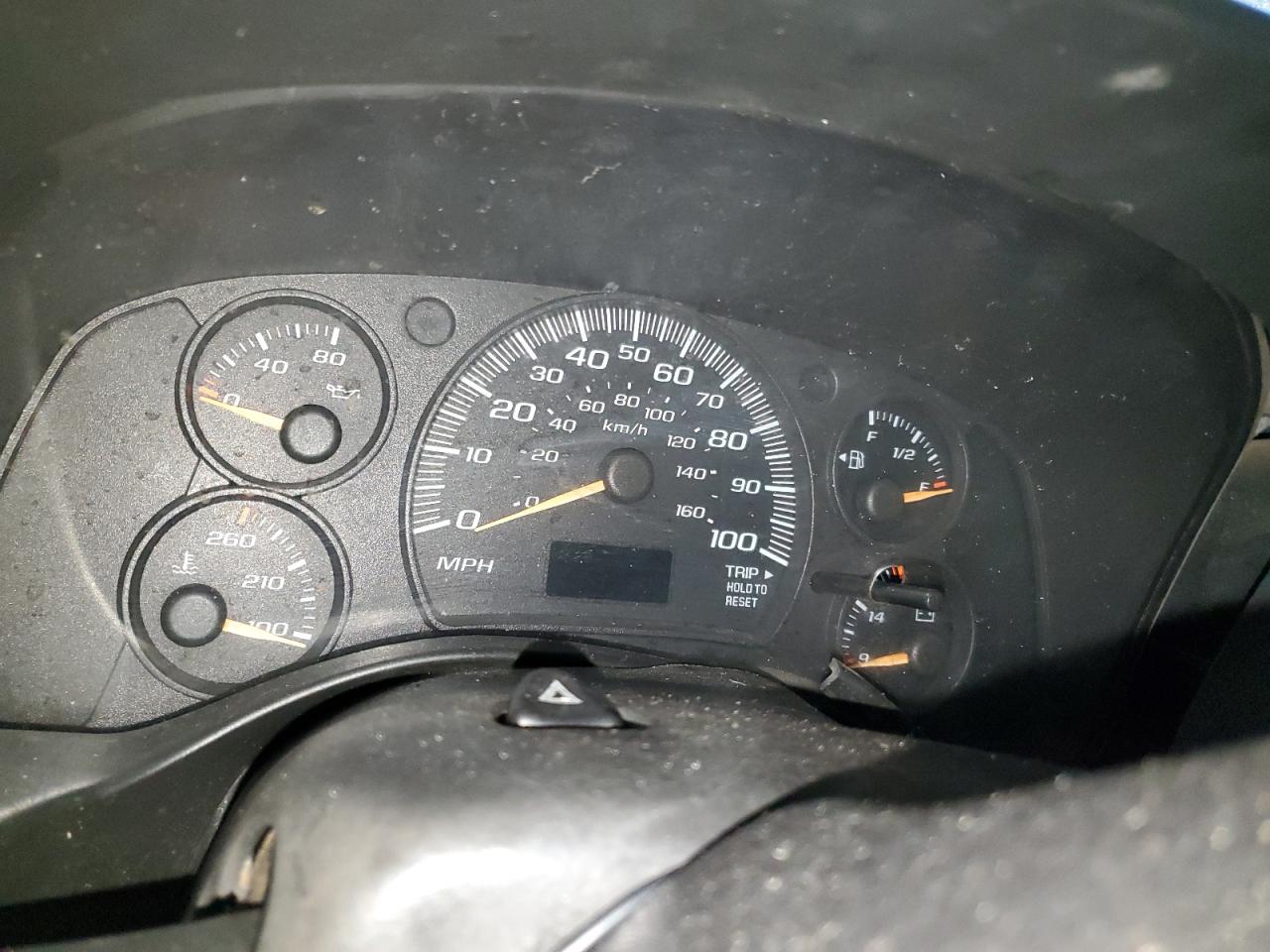 Chevrolet Express Image 11