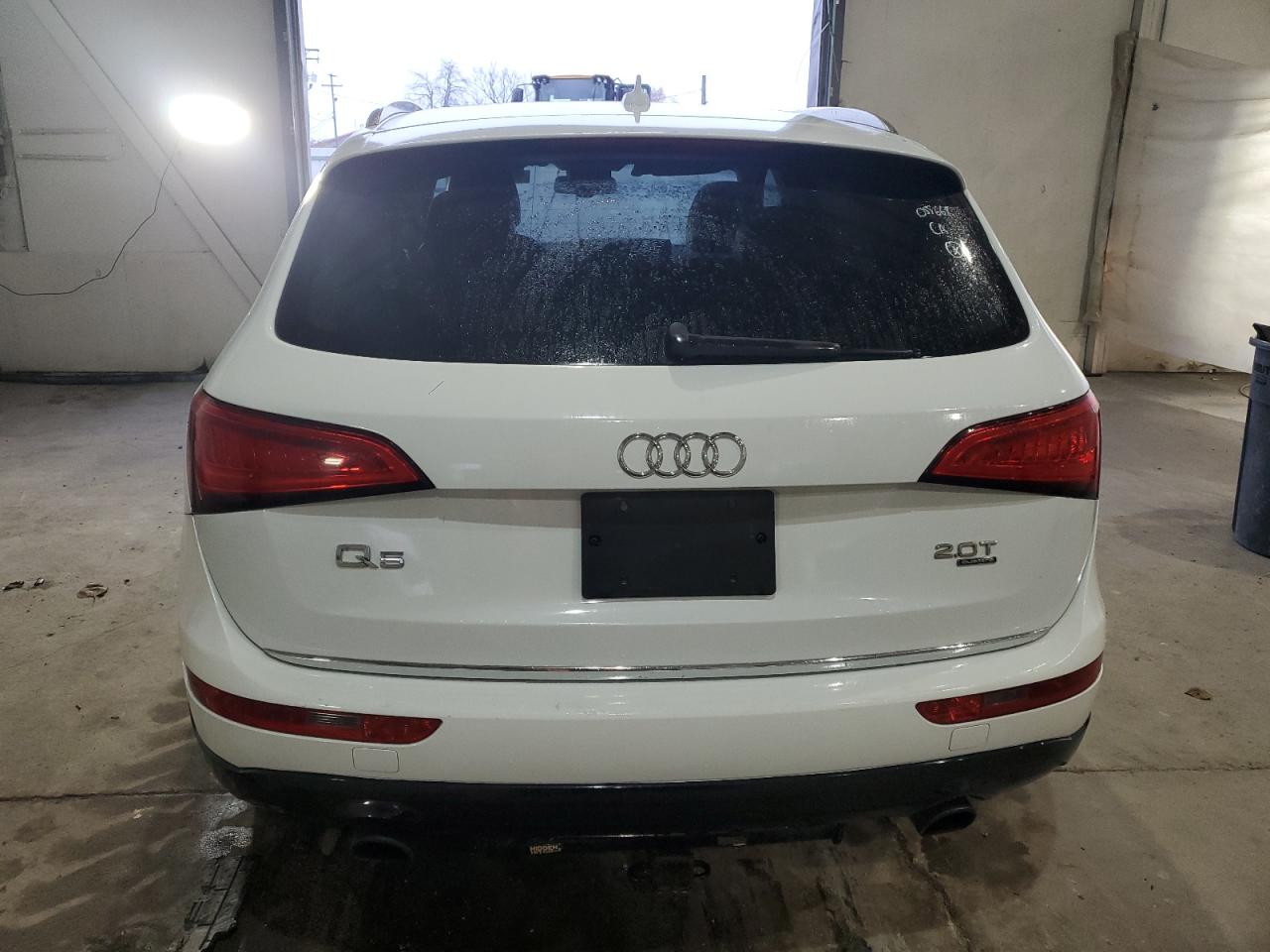 Audi Q5 Premium Plus Image 12