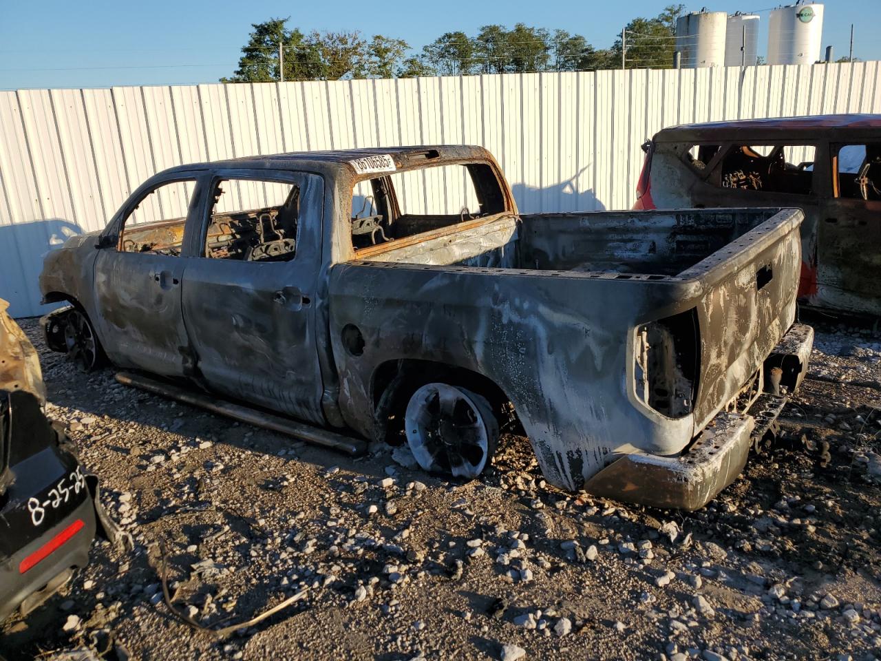 Toyota Tundra Crewmax Sr5 Image 7