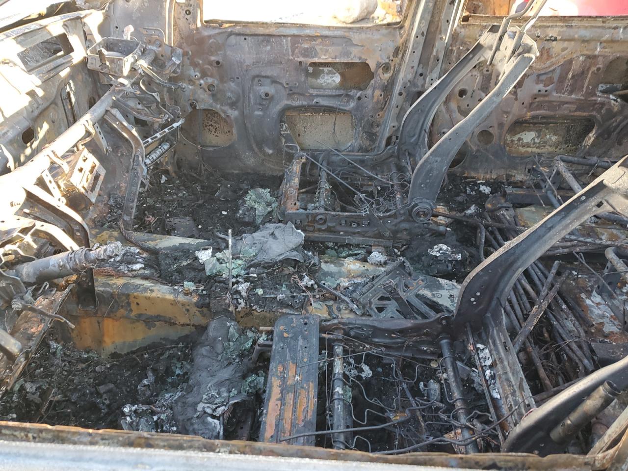 Toyota Tundra Crewmax Sr5 Image 3