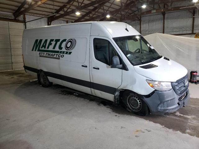  Salvage Mercedes-Benz Sprinter