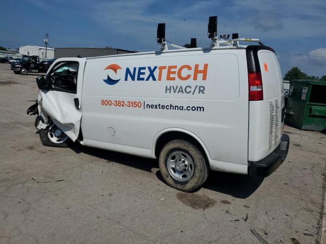 Chevrolet Express Image 2