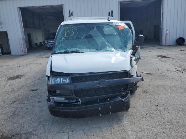 Chevrolet Express Image 8