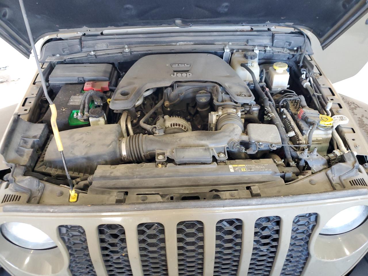 Jeep Gladiator Sport Image 11