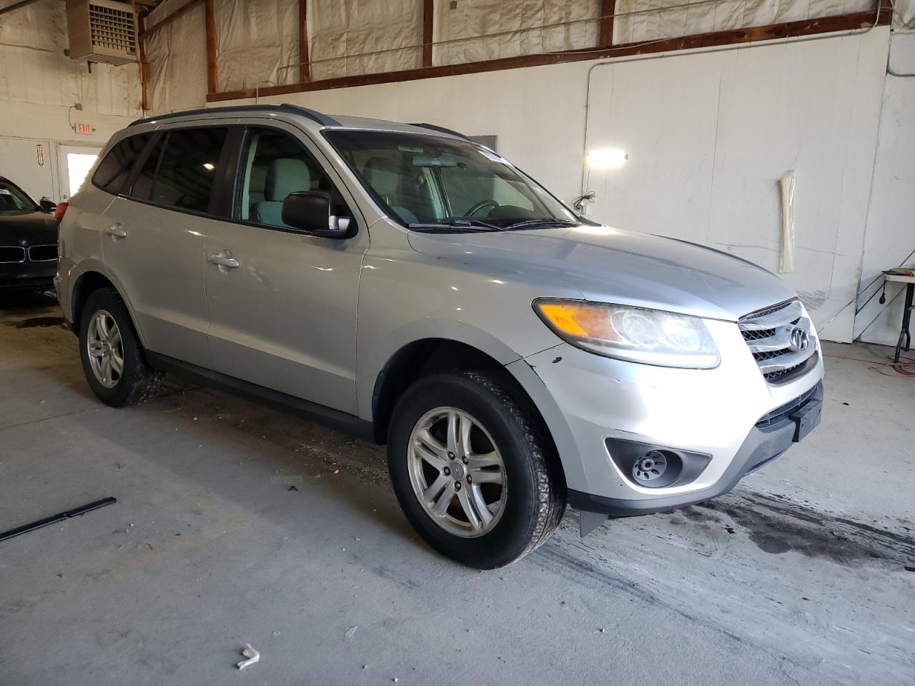 Hyundai SANTA FE Gls Image 2