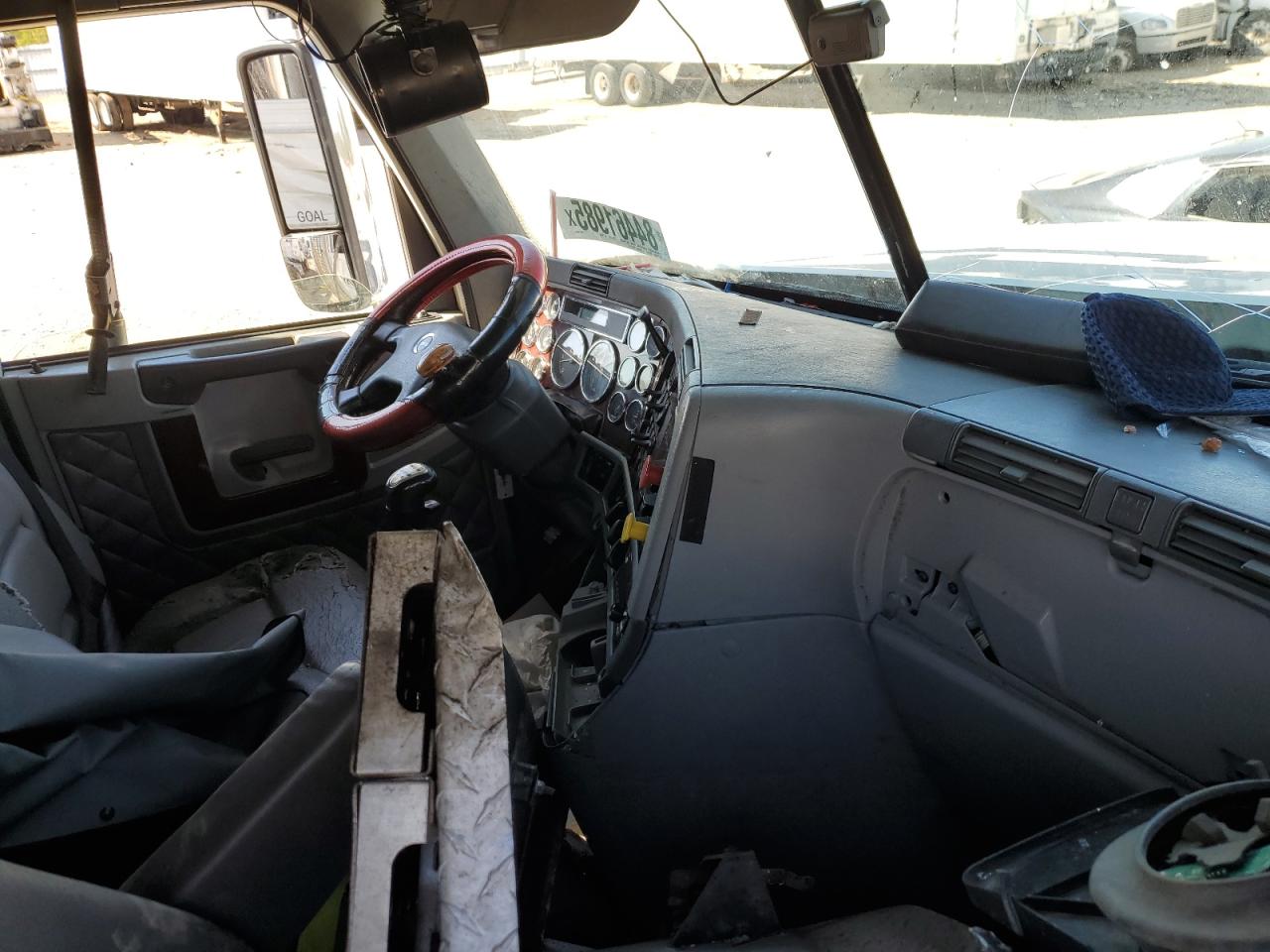 Freightliner Coronado Coronado 132 Image 4